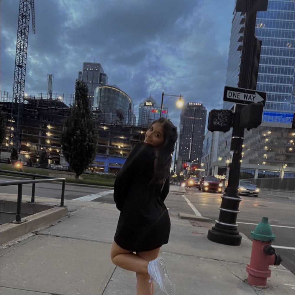Meet your Posher, Zainab